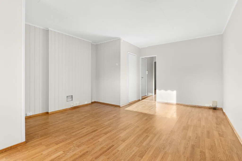 Light-filled room with new flooring